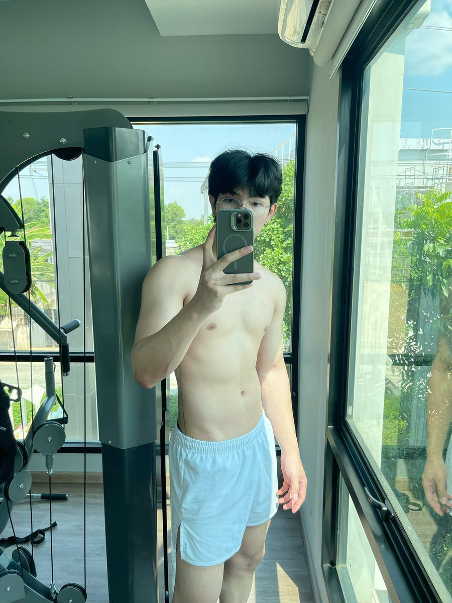 จมจ tweet media