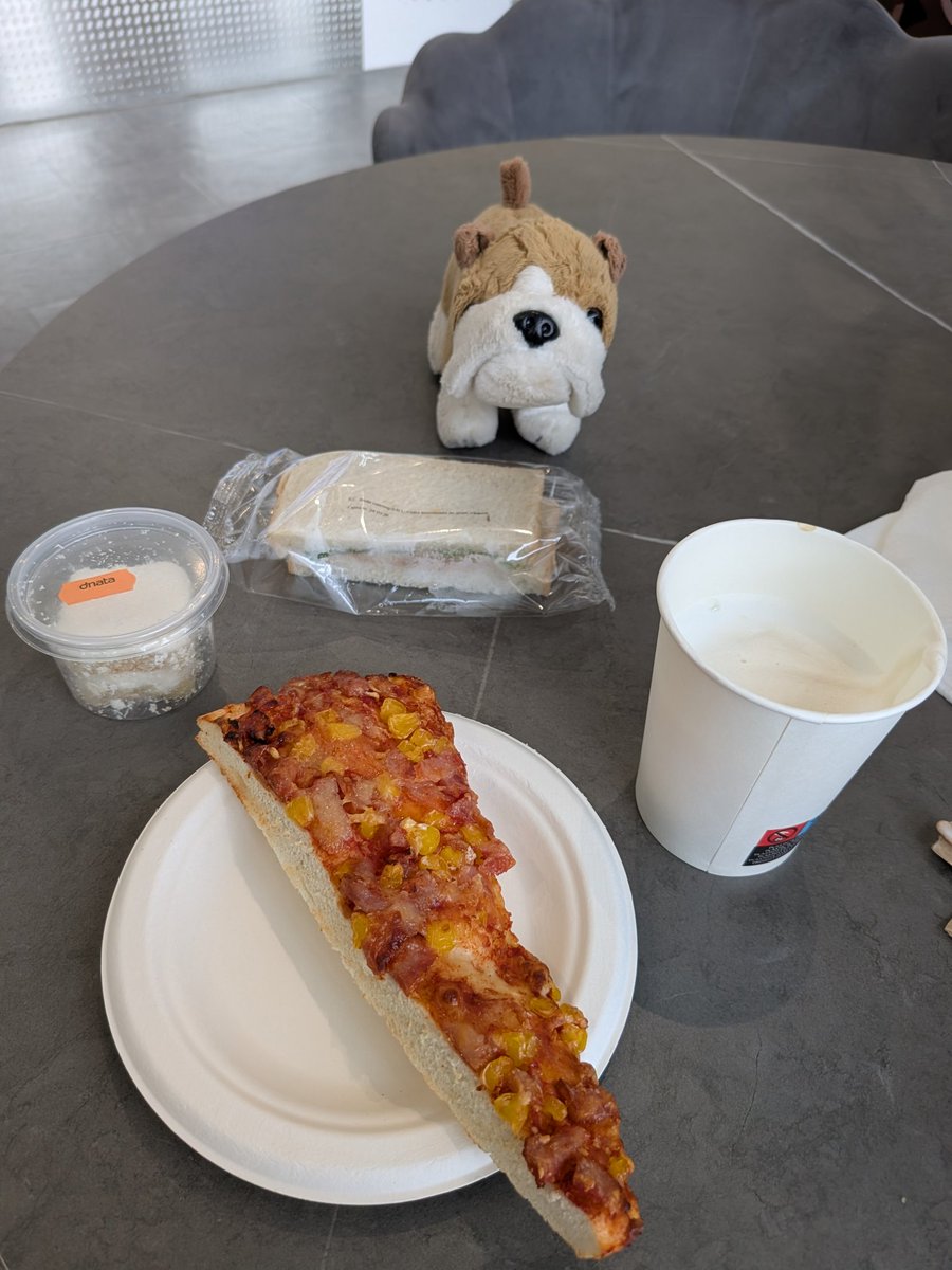 Speedbird Julie ✈️🍾🥂❤️⛸️ tweet media