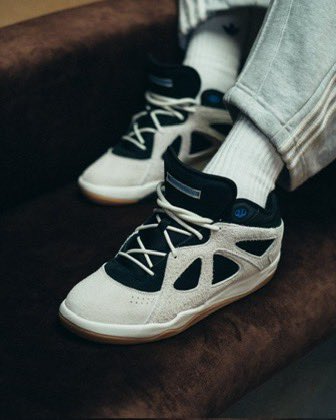 DBAY-EXQUISITE LIMITED tweet media