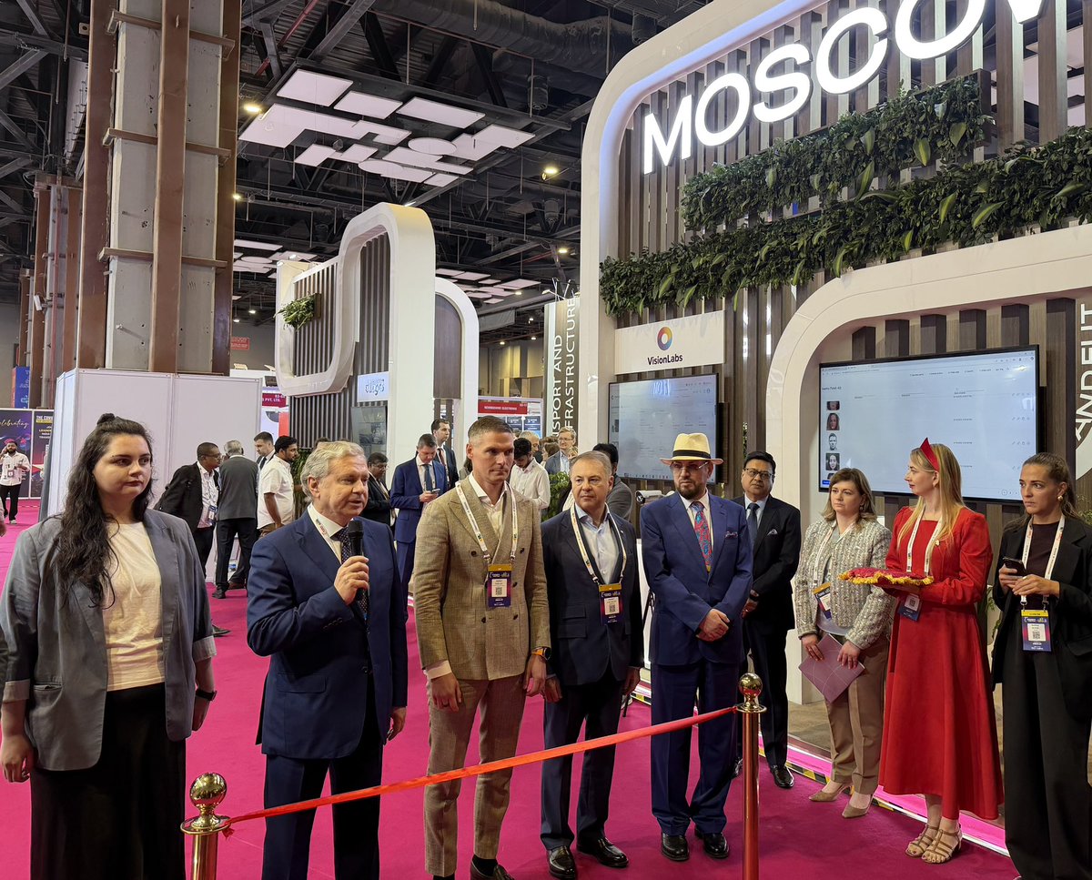 RusEmbIndia's tweet image. 🇷🇺🇮🇳 On March 23, Minister of the #Moscow Government, Head of the Department for External Economic &amp;amp; International Relations of the Moscow City Sergey Cheremin addressed the opening of the exhibition "Smart Future Cities #India Expo 2026" in #NewDelhi.

👉🏻 t.me/RusEmbIndia/14…