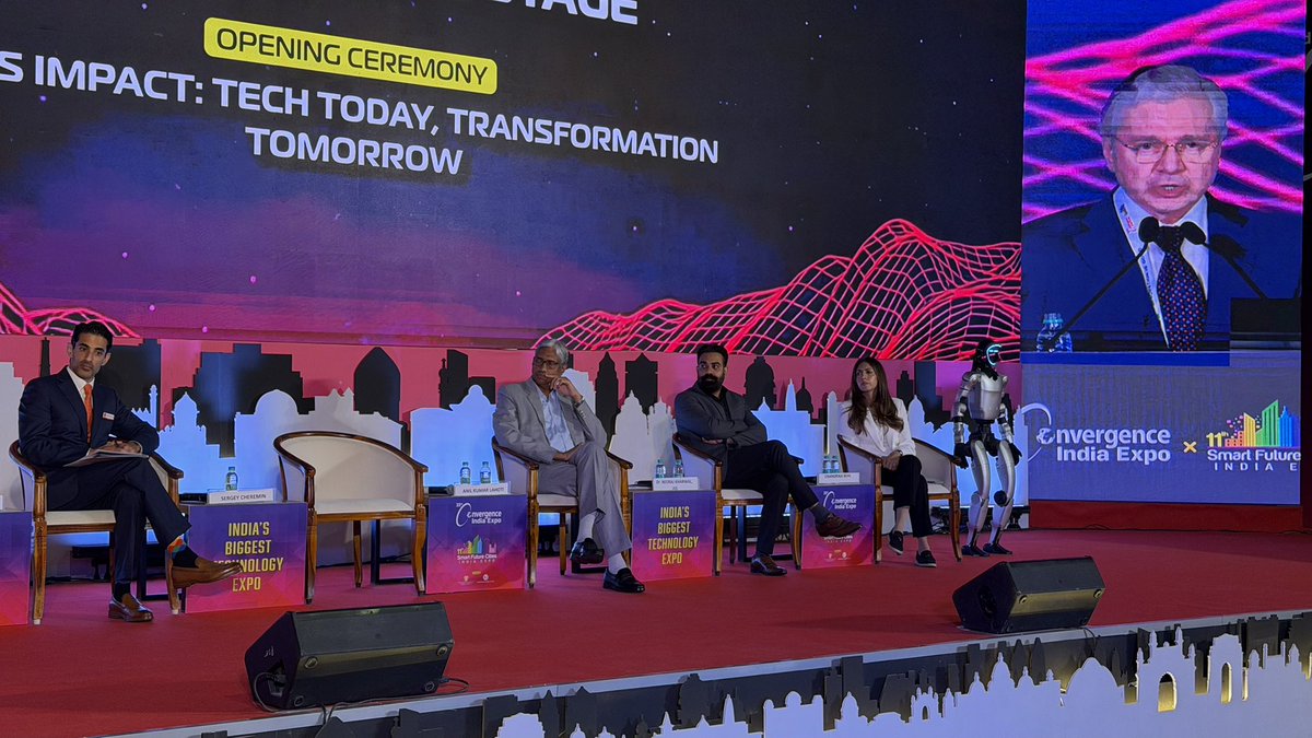 RusEmbIndia's tweet image. 🇷🇺🇮🇳 On March 23, Minister of the #Moscow Government, Head of the Department for External Economic &amp;amp; International Relations of the Moscow City Sergey Cheremin addressed the opening of the exhibition "Smart Future Cities #India Expo 2026" in #NewDelhi.

👉🏻 t.me/RusEmbIndia/14…