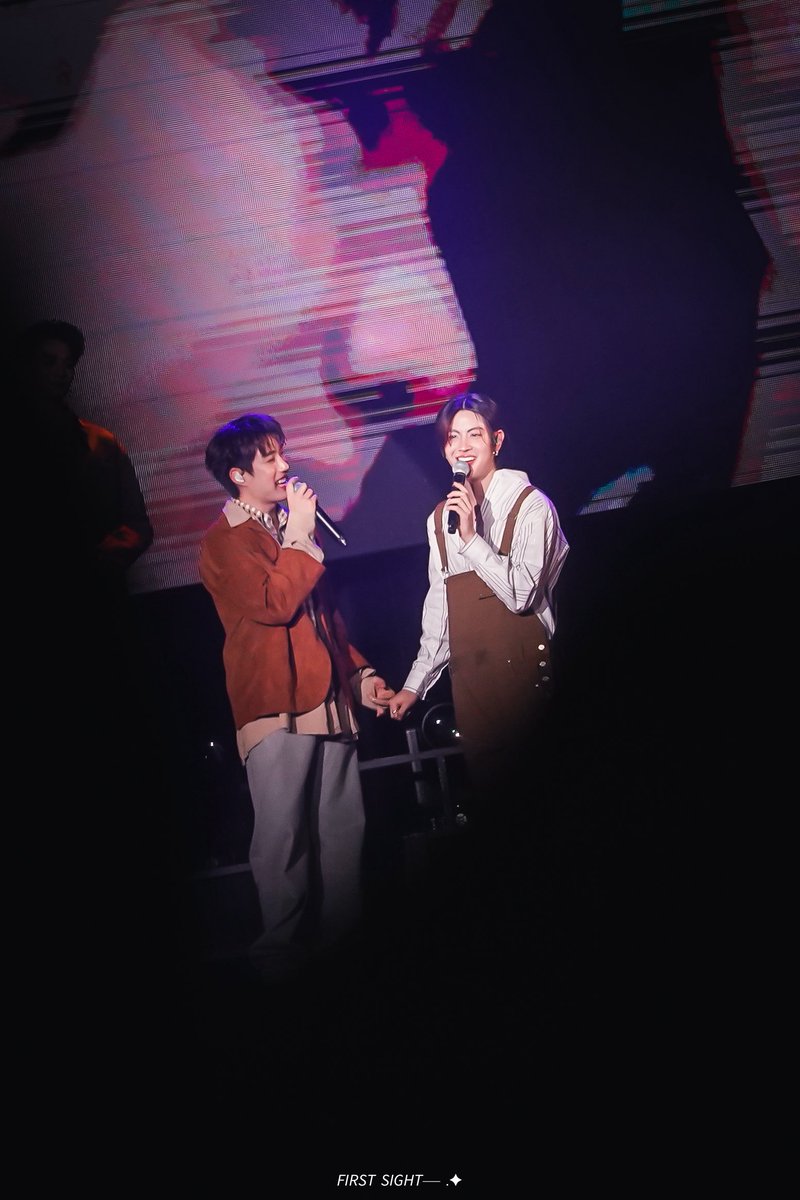 𝘍𝘐𝘙𝘚𝘛 𝘚𝘐𝘎𝘏𝘛── .✦ tweet media