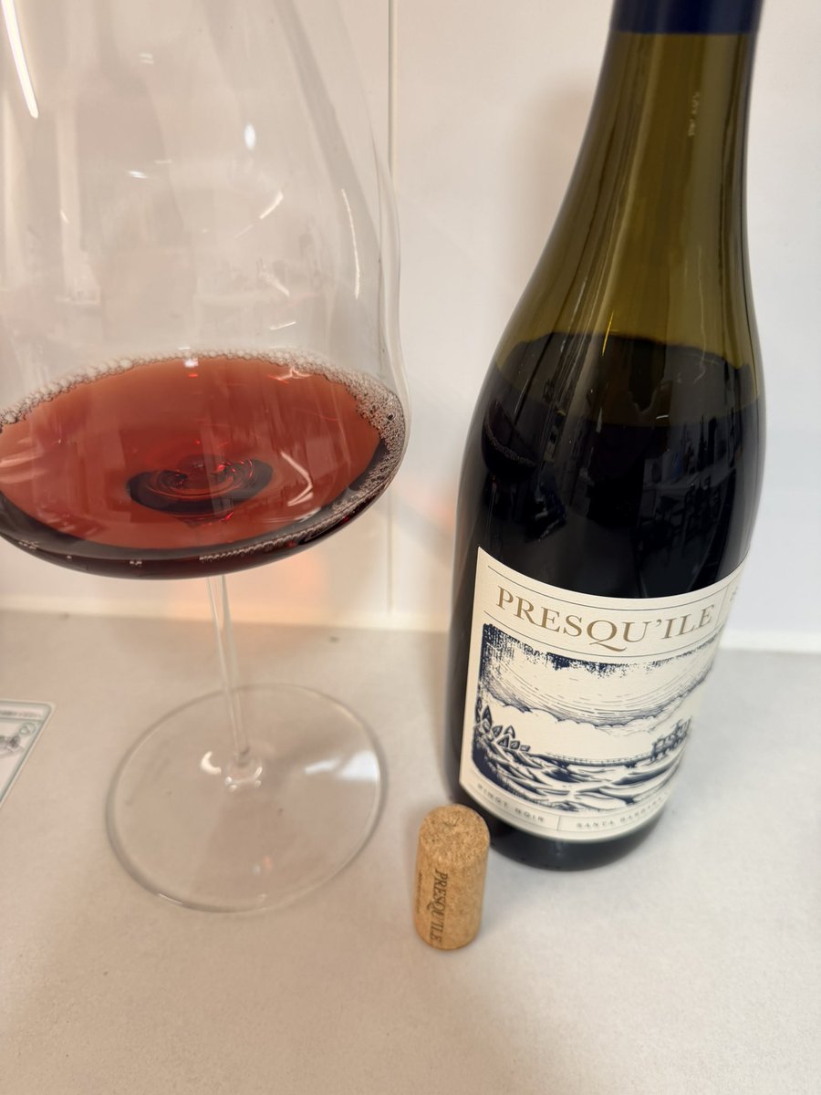 DermaCellars🍷 tweet media