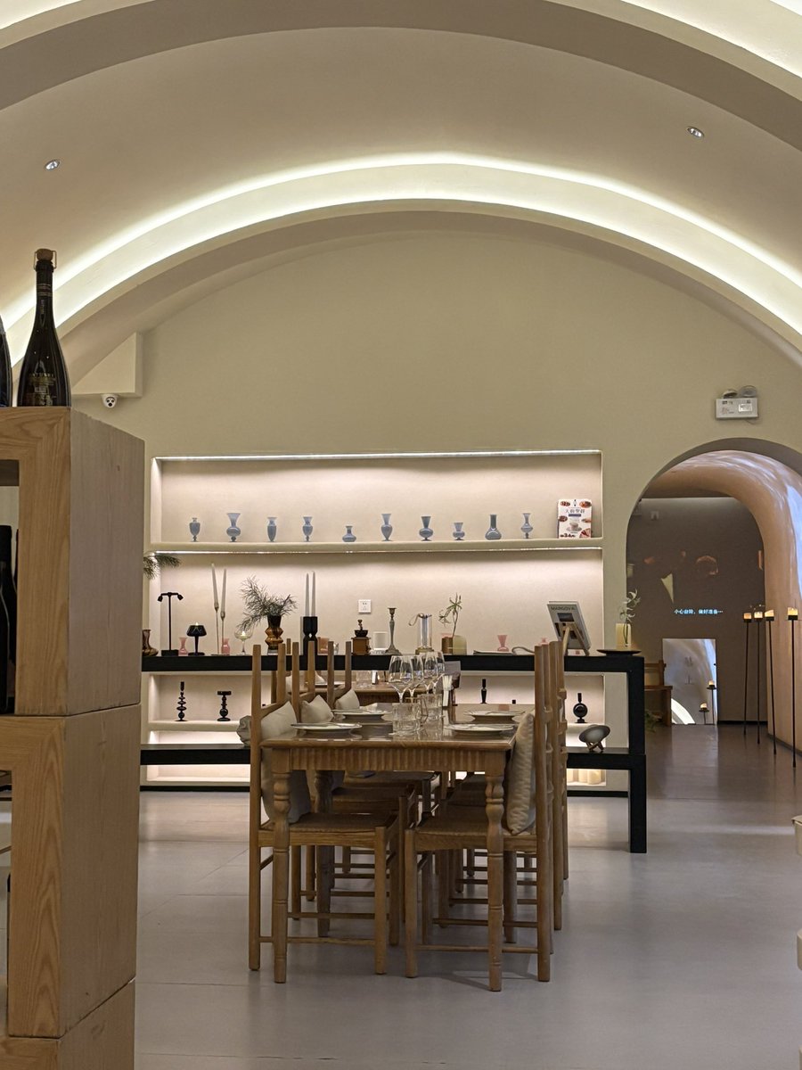 PrayRunAaa tweet media