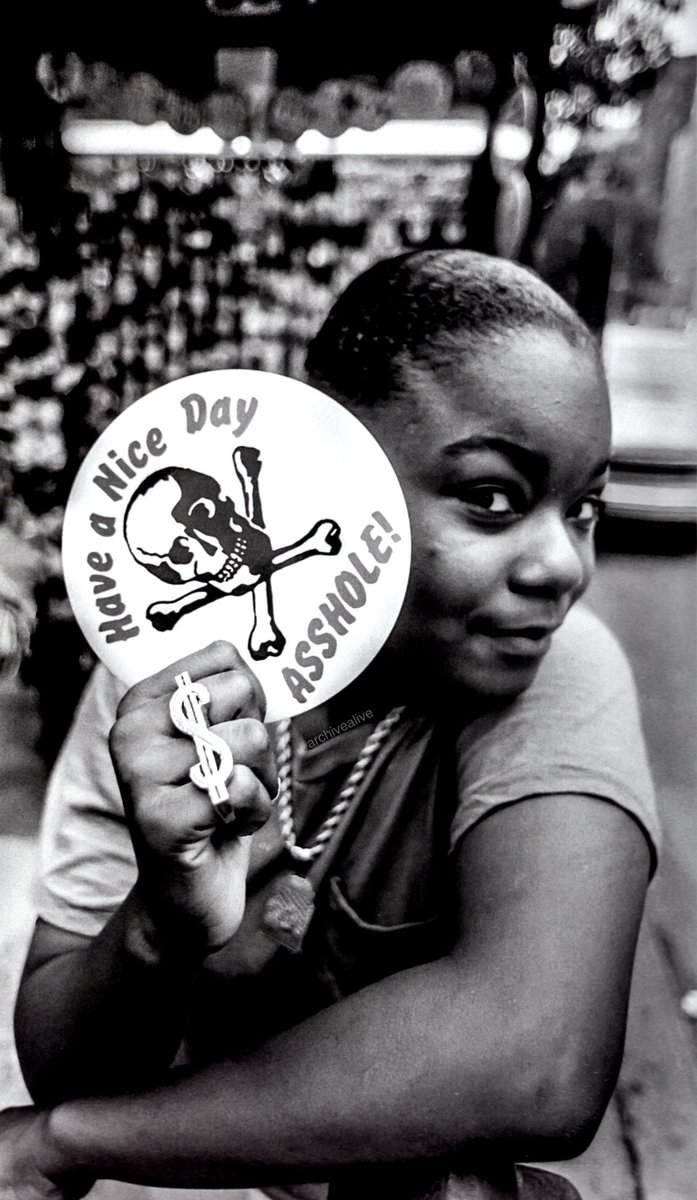 archivealive tweet media