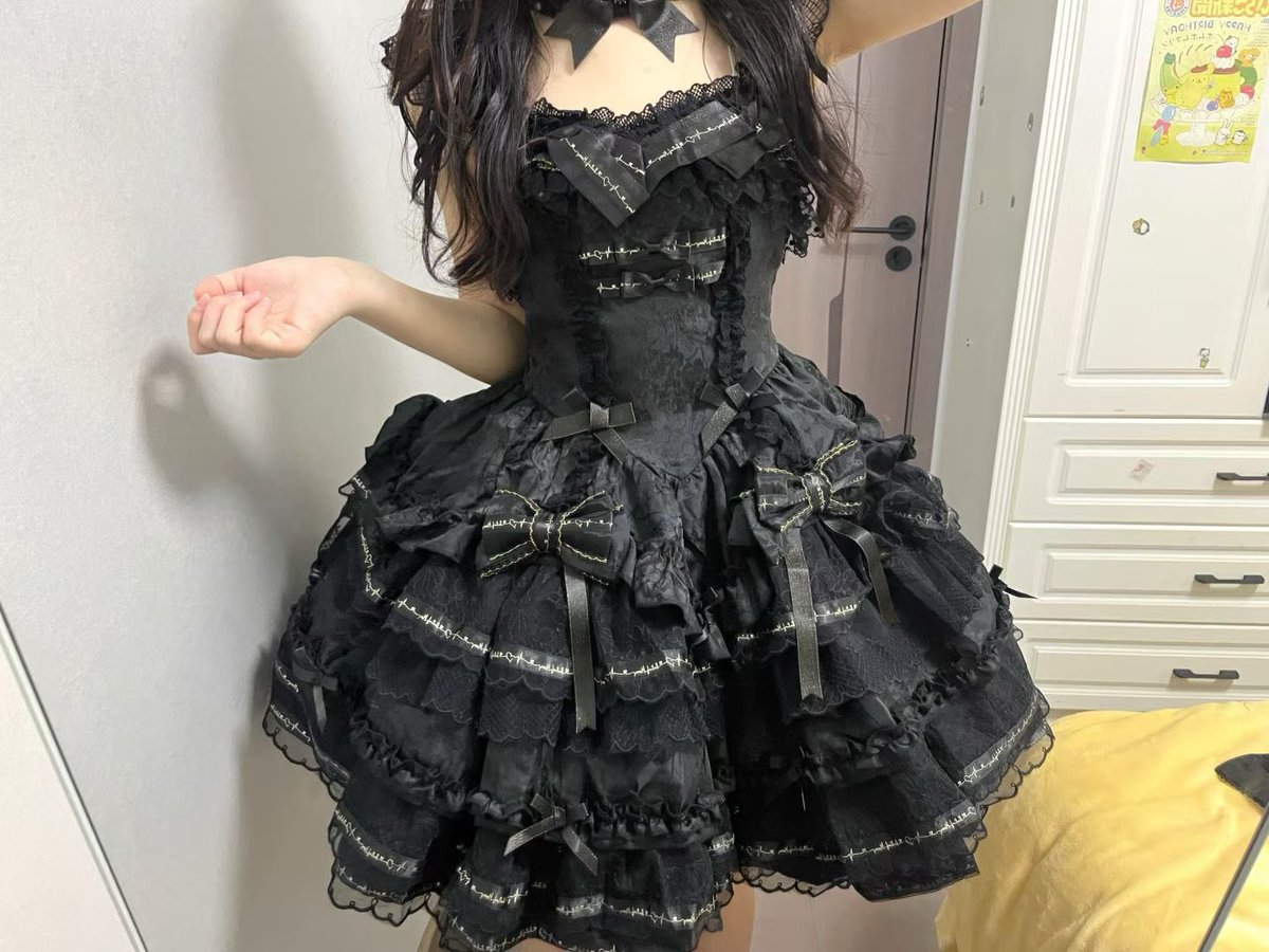 tuotut520's tweet photo. 觉得好看的扣1 觉得不好看的v我50 https://t.co/kYDBWmDkR7