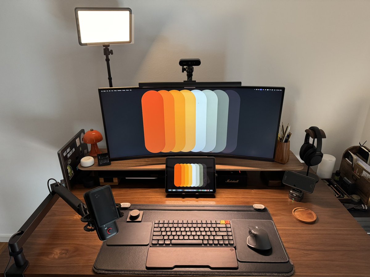 Sol Invictus tweet media