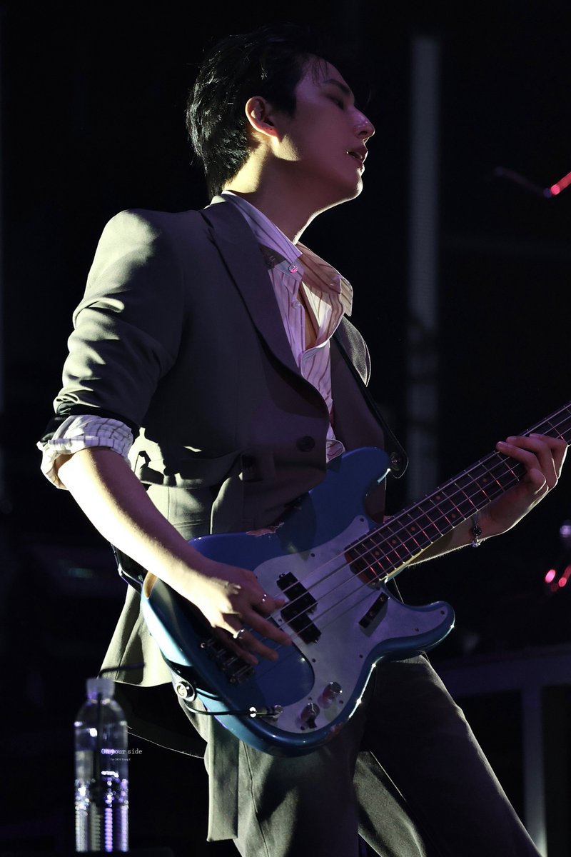 𝙾𝚗 𝚢𝚘𝚞𝚛 𝚜𝚒𝚍𝚎 tweet media