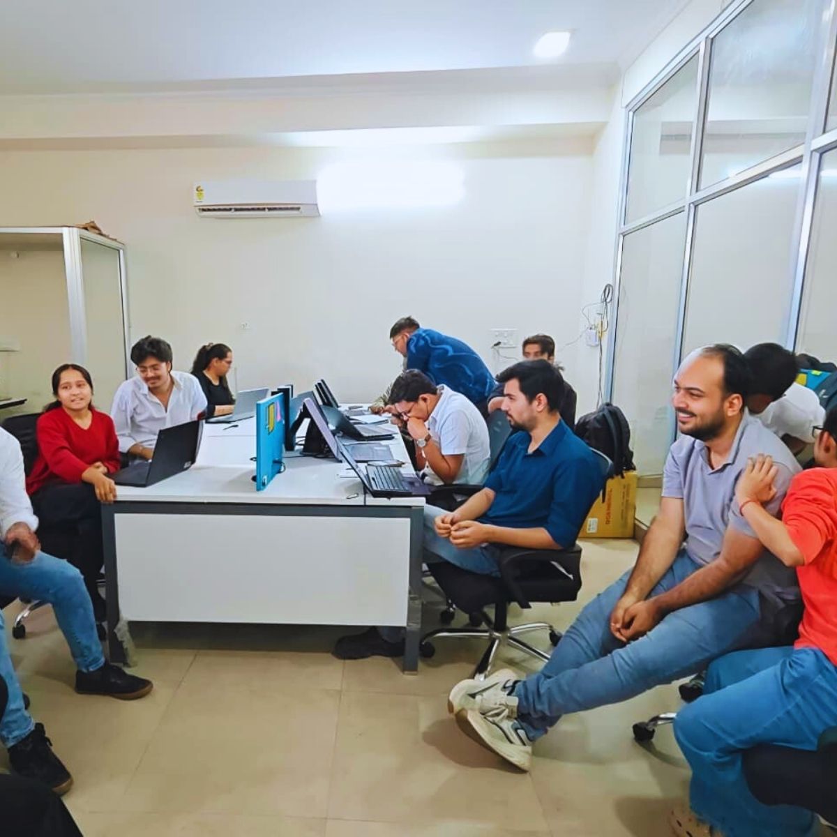 Appbay Tech tweet media