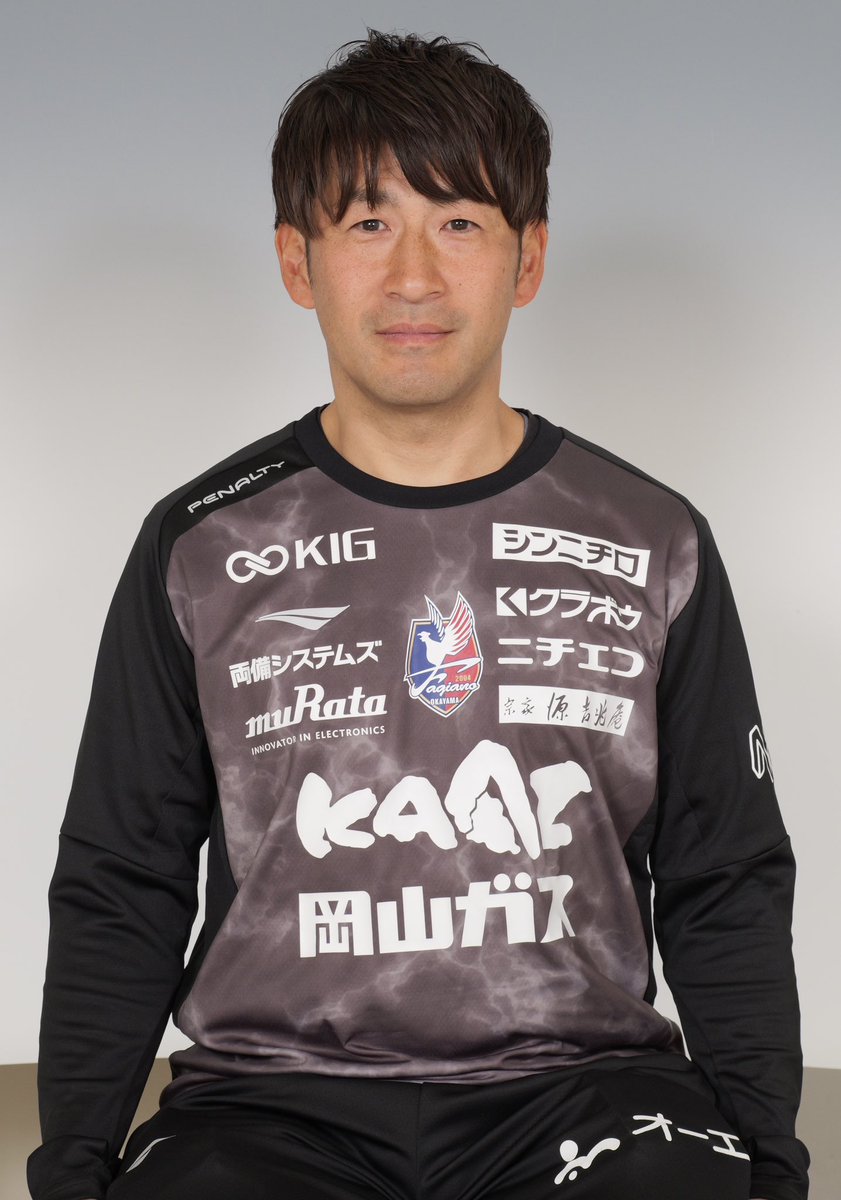 manabu119's tweet photo. Profilfoto-Aufnahme für 2026.
Auch in dieser Saison werde ich mein Bestes für Okayama geben.
2026年用のプロフィール写真撮影
今シーズンも岡山のために頑張ります。 https://t.co/ncTpDUFOll
