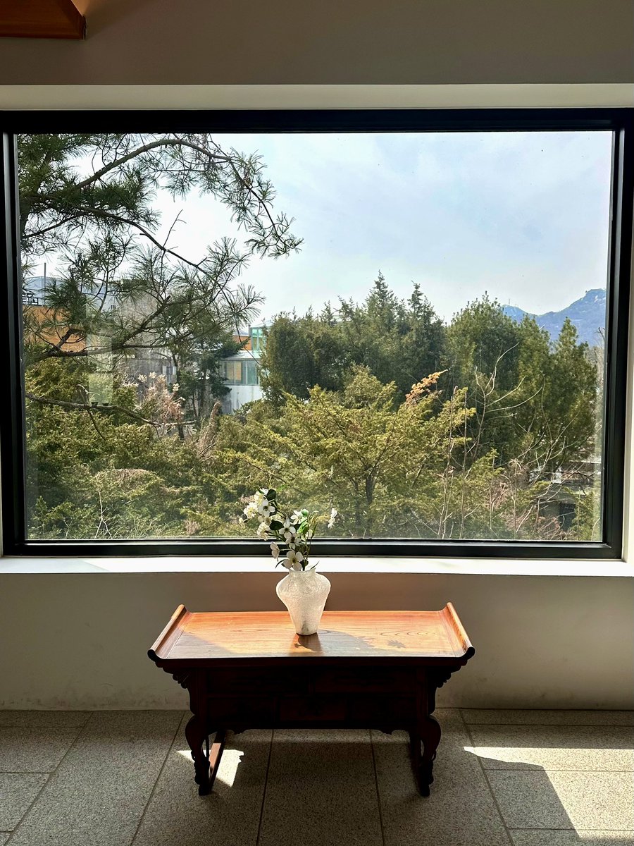 𝑙𝑢𝑛𝑎 tweet media