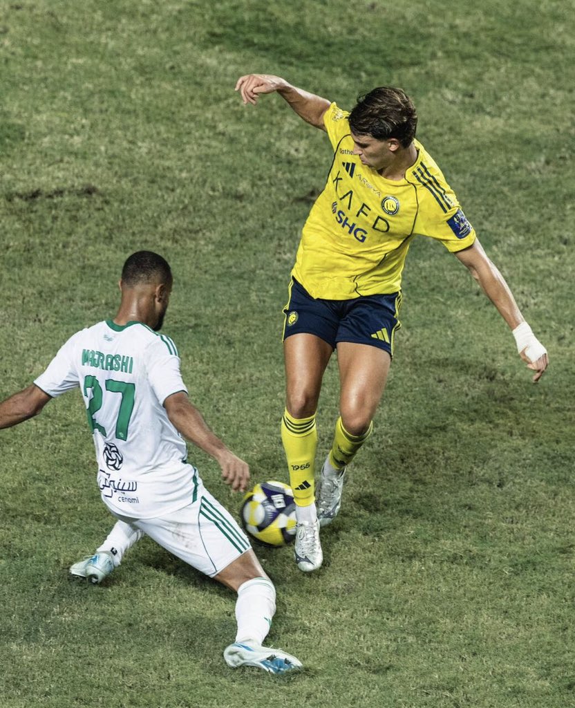 إنج سلطان tweet media