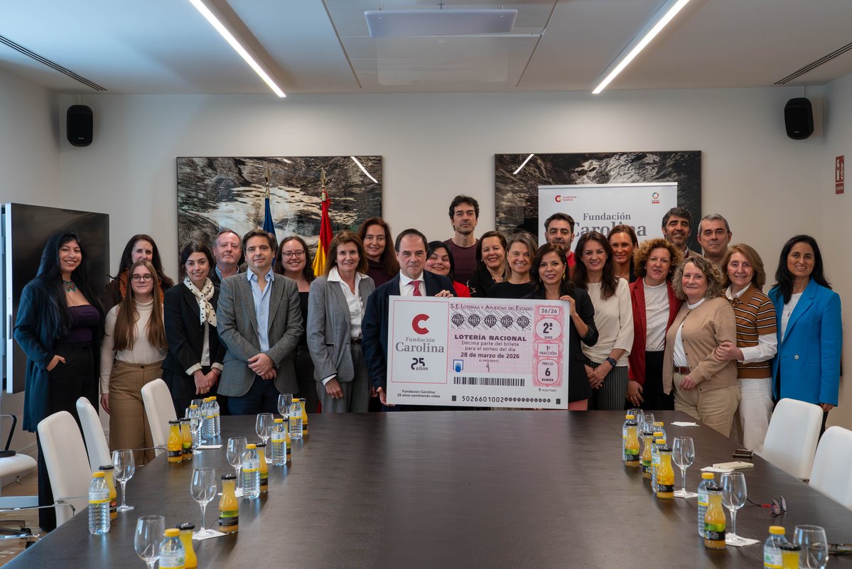 Fundación Carolina tweet media