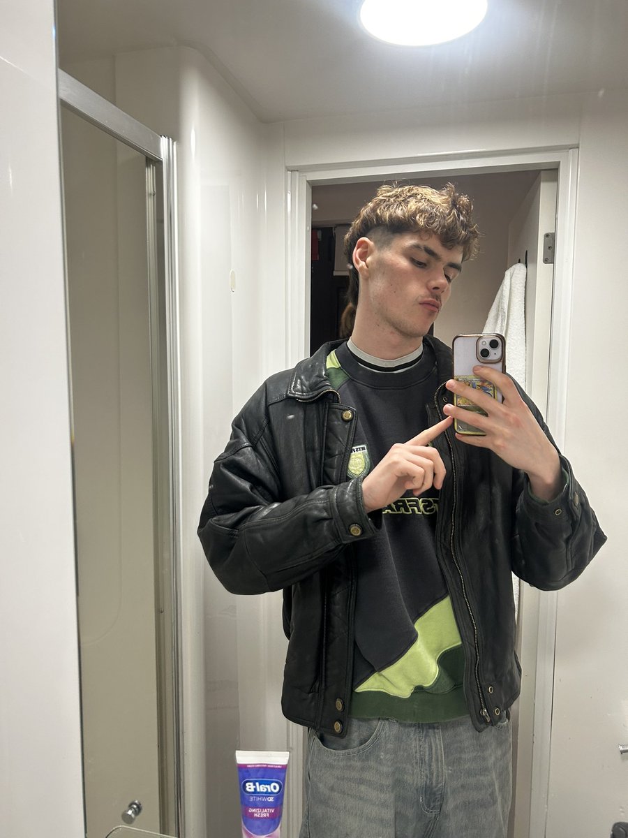 Tyler Moore tweet media