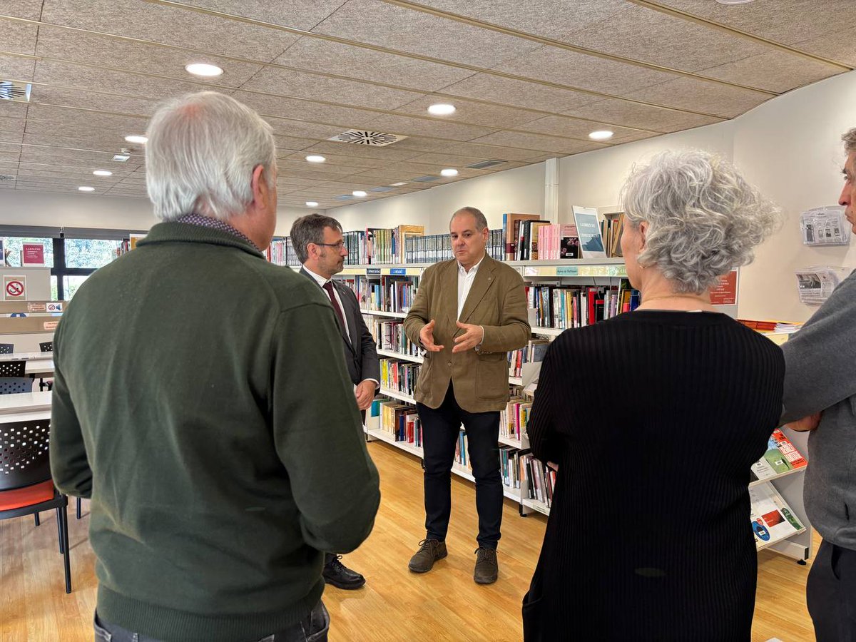 Política Lingüística tweet media