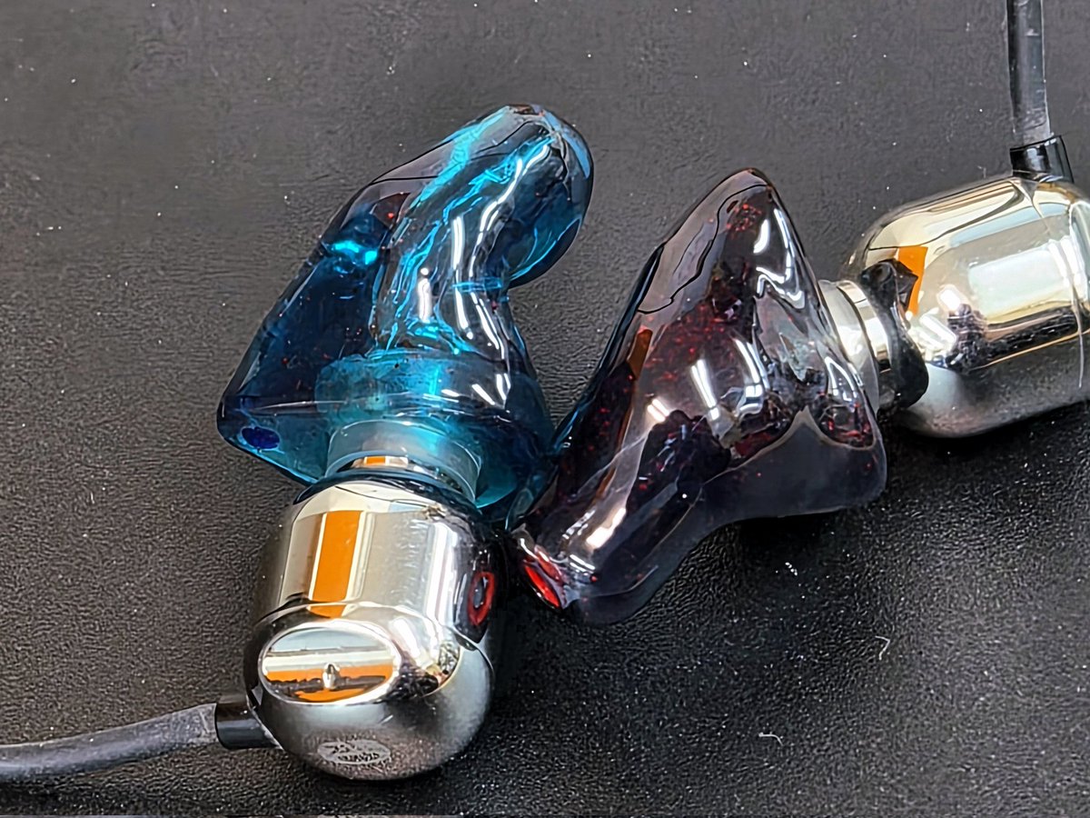 e☆イヤホン・ラボ tweet media