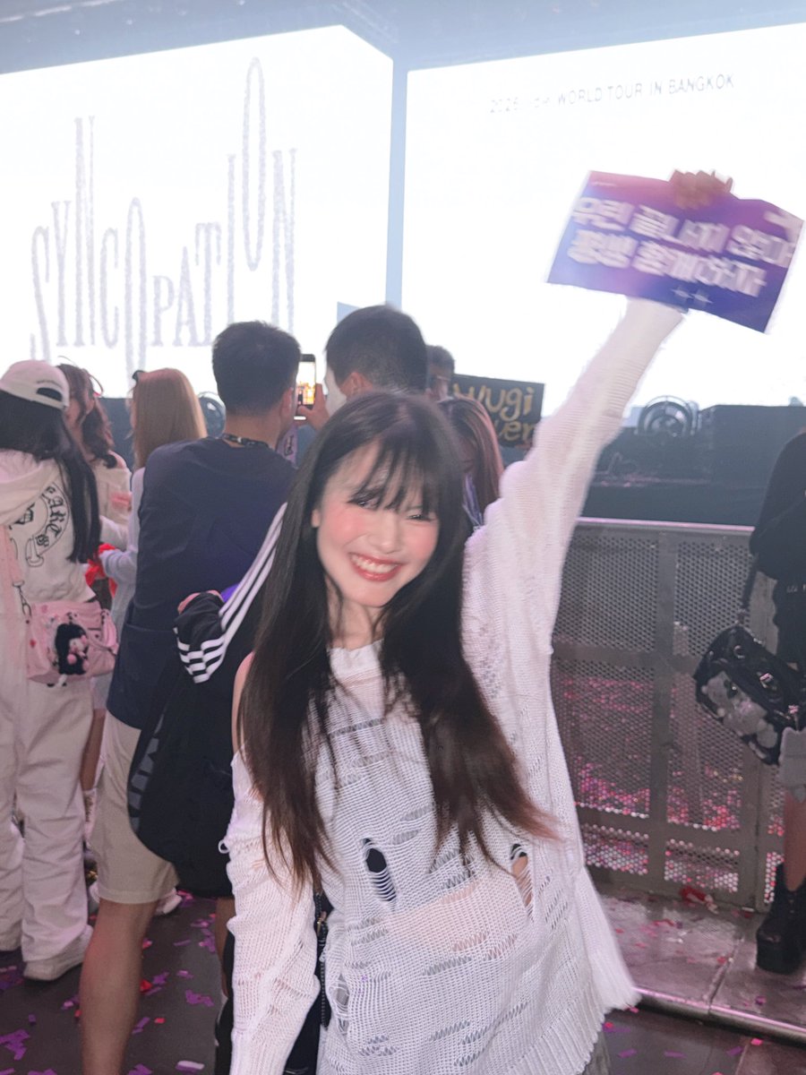 ˖ ࣪ ‹ โมบาย 𖥔 ࣪ ᥫ᭡ tweet media