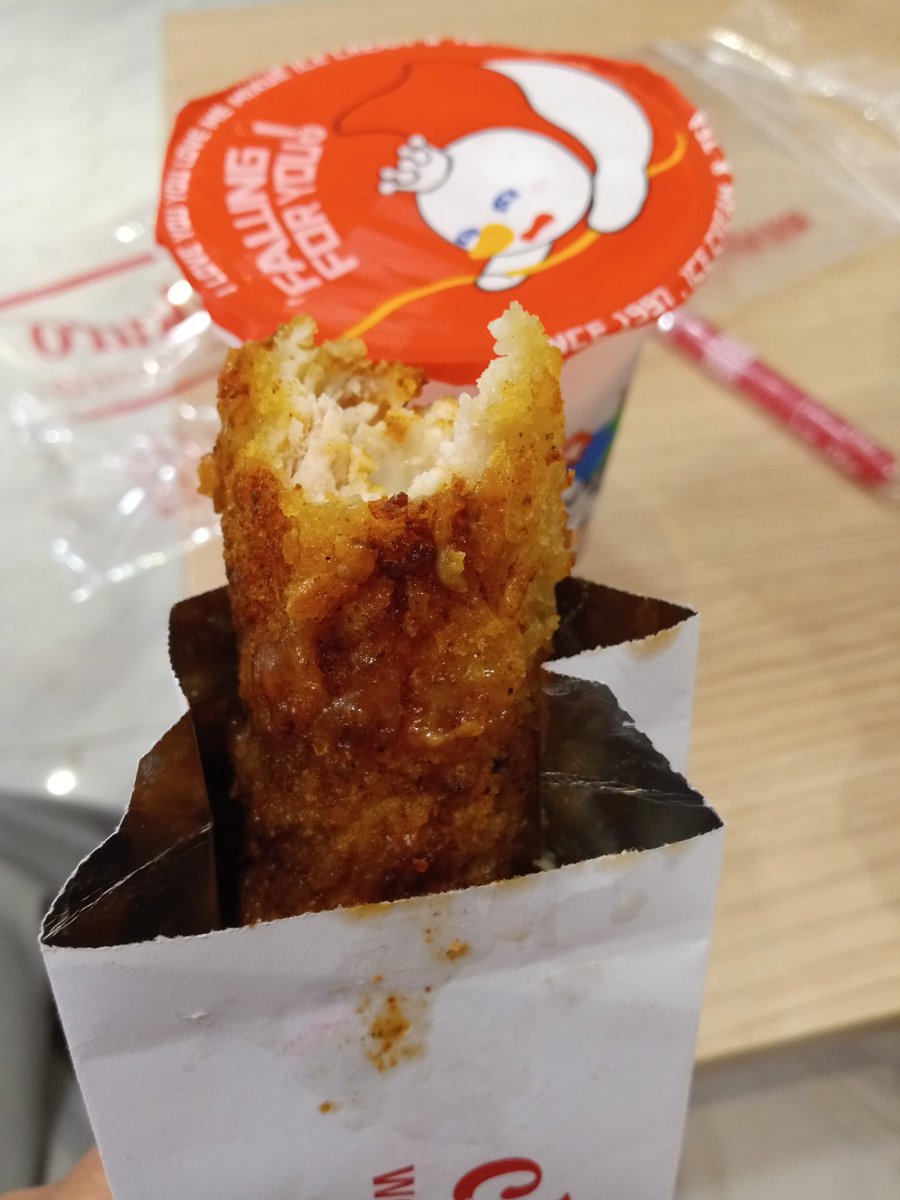 ʝҽყ 𝜗ৎ tweet media