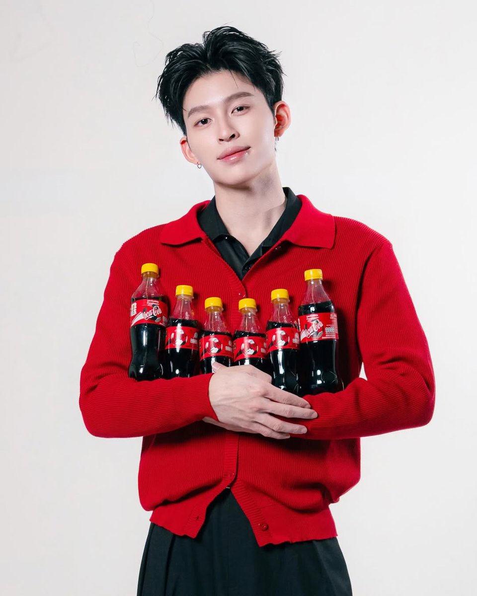 PondPhuwin Official Thailand (DoubleP) tweet media