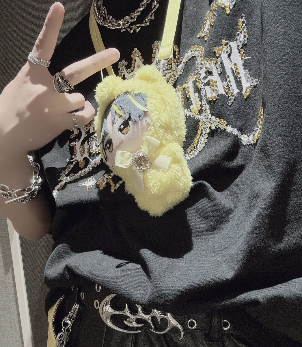 あかるいらいと tweet media