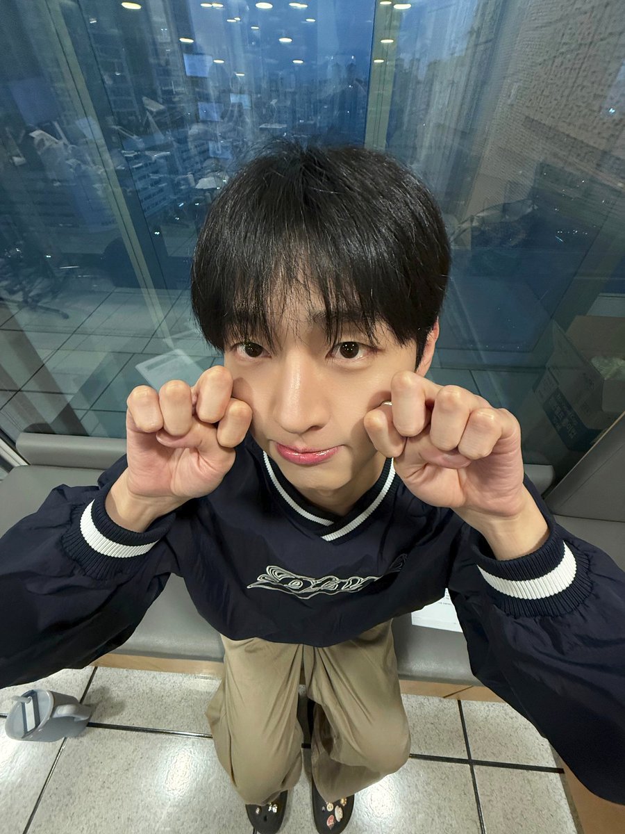 윤지성 (Yoon Jisung) Official tweet media