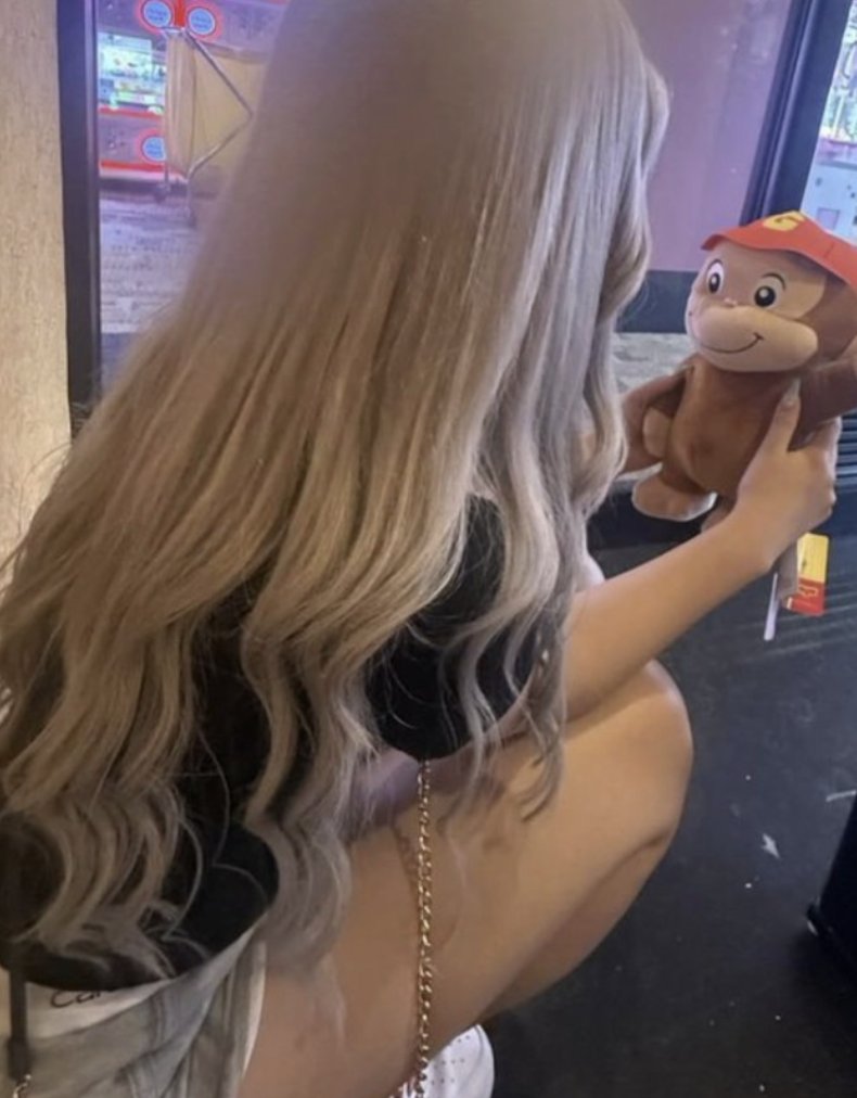 EmilyFreem40255's tweet photo. 金髪ギャルいける？？？ https://t.co/lWSRv1xXxf