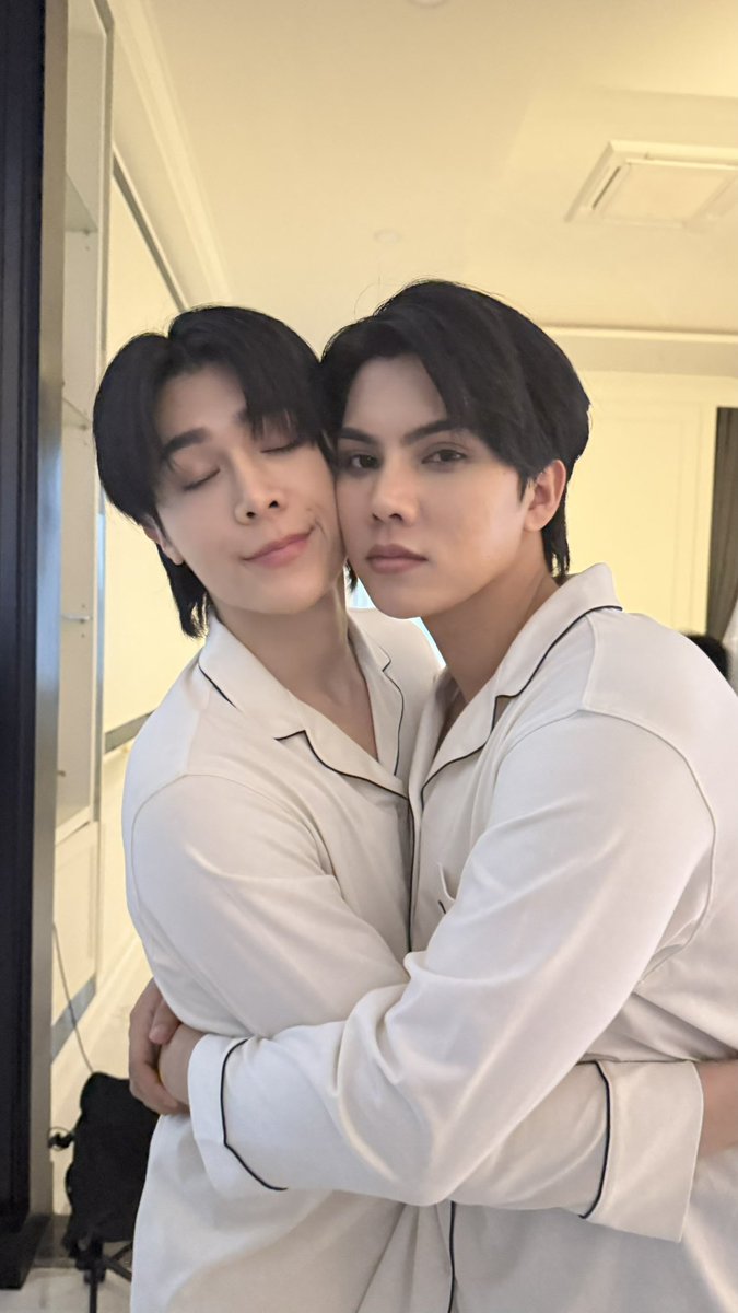 FortFTS (福福) #เวียร์ tweet media