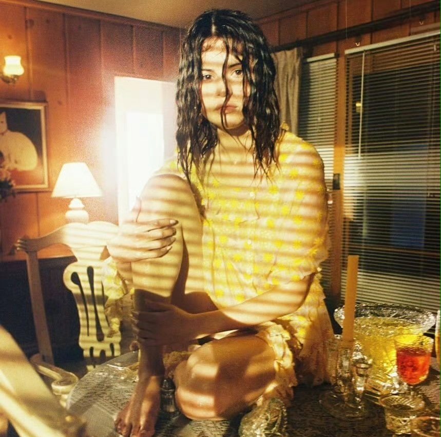 Selena Gomez China tweet media