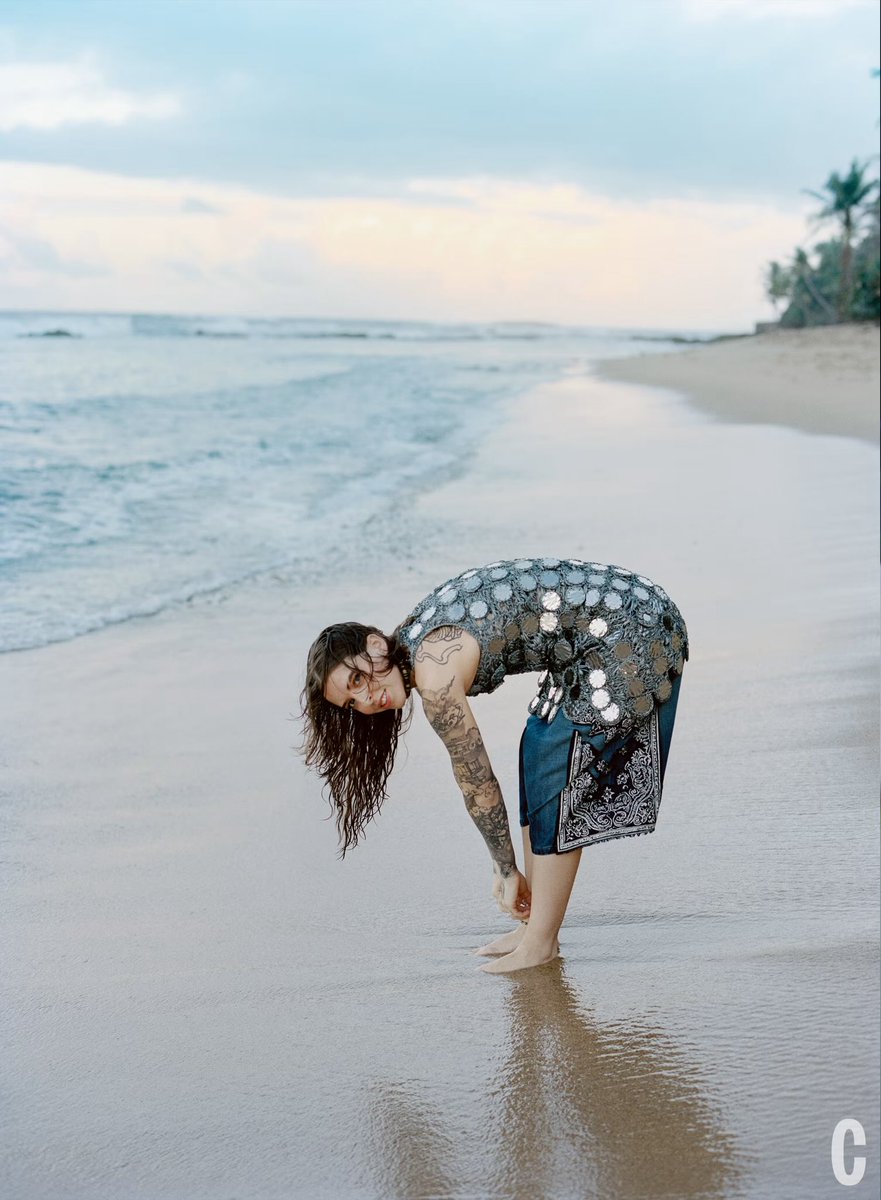 ari ! ˙⋆✮ 🎱 tweet media