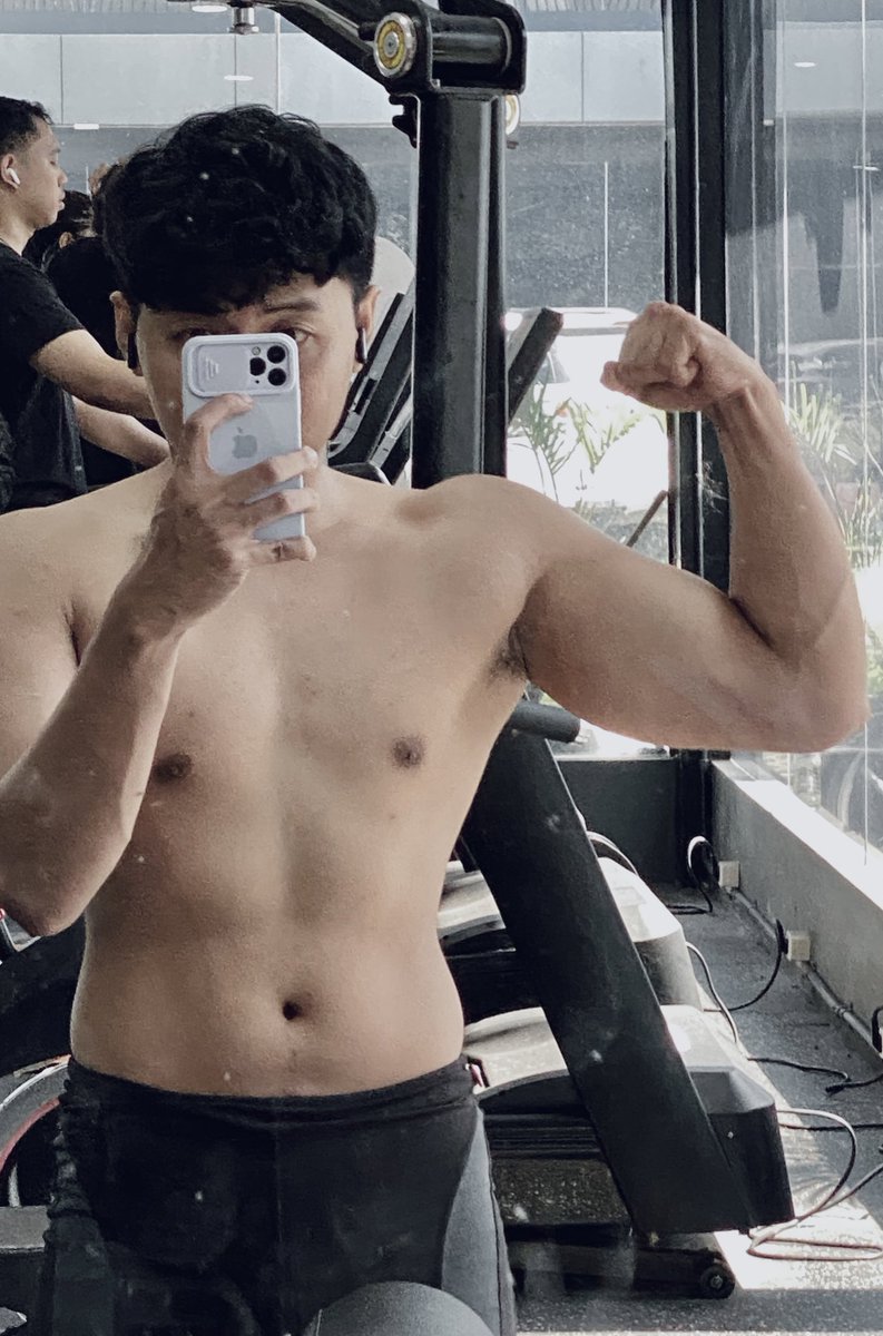 wanderingwritter tweet media