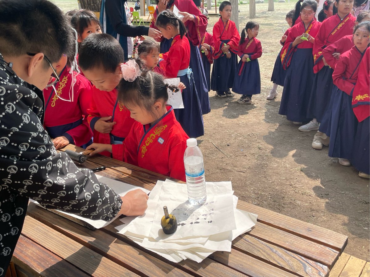 Лена Краснова tweet media