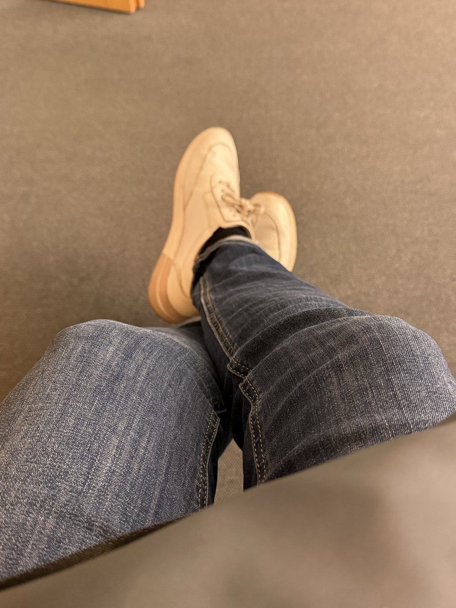 Diana Tillner tweet media