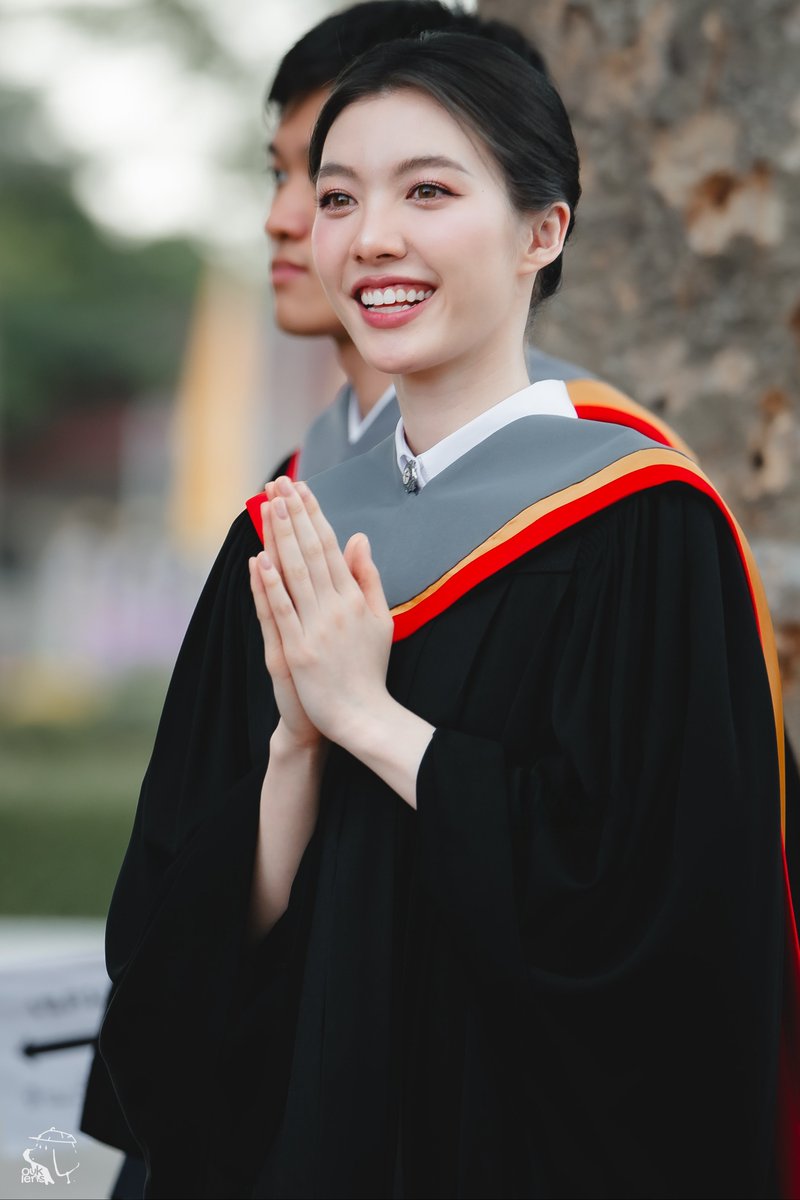 yes.iam.oukie🌈🌞❤️📸🎧🤓 tweet media