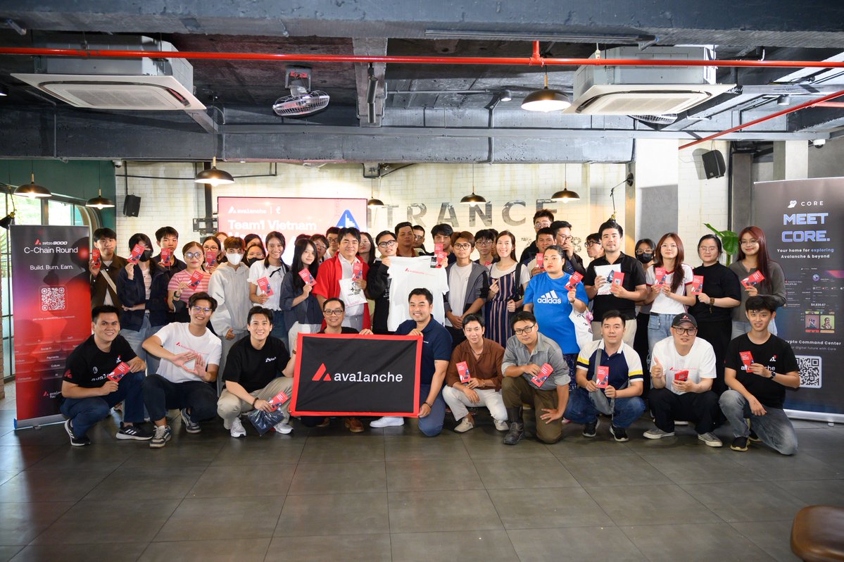 Avalanche Team1 tweet media