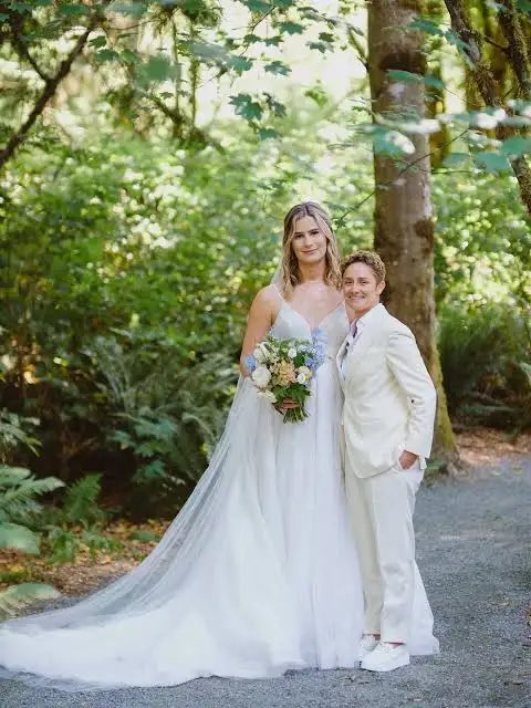 Big Cat La Flare tweet media