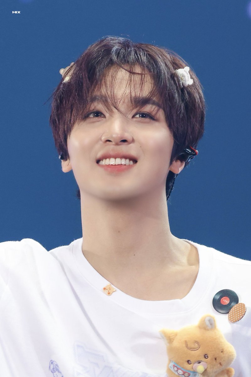 𝙃𝙄𝙓 tweet media