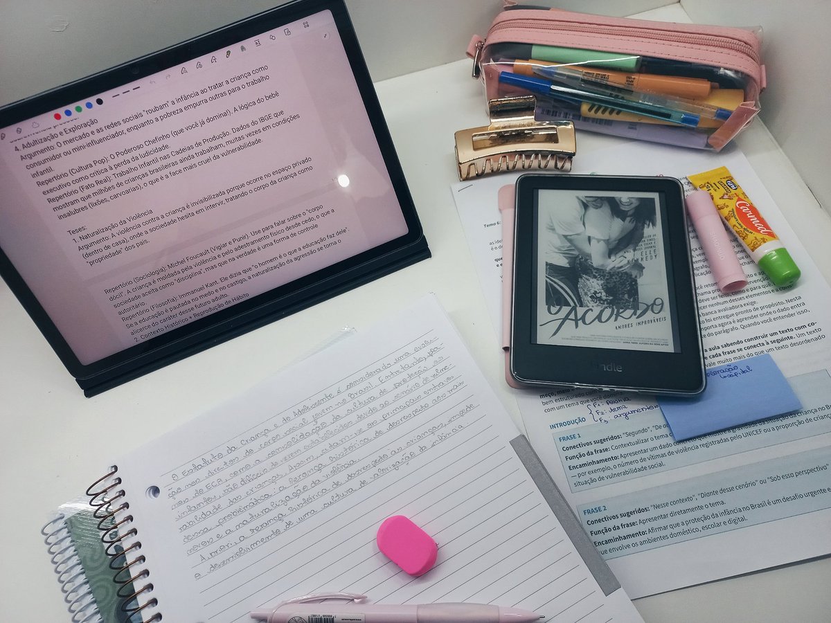 lara 🩺 tweet media