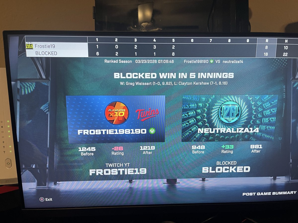 Frostie_19 tweet media