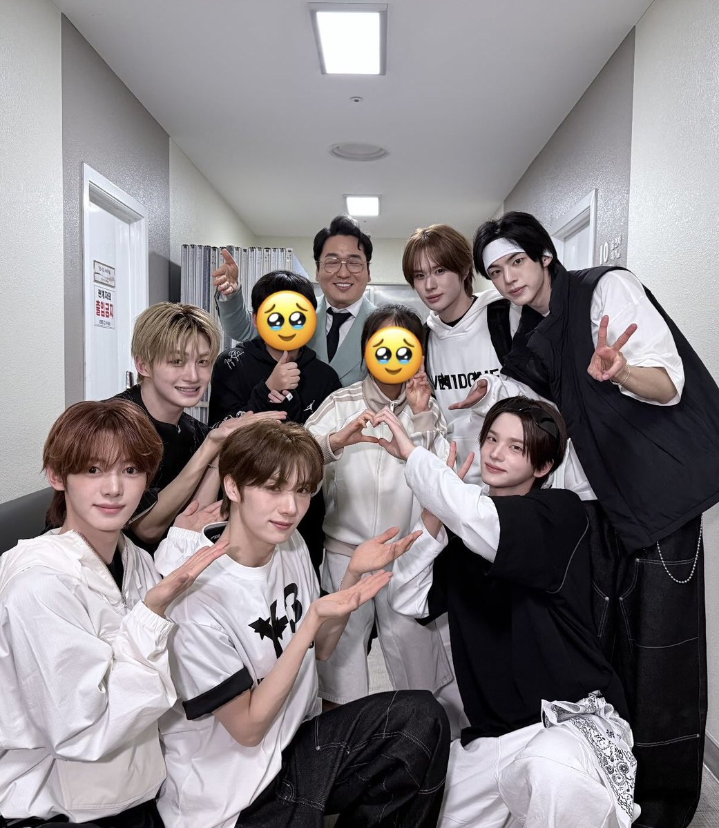 ౨ৎ.. tweet media