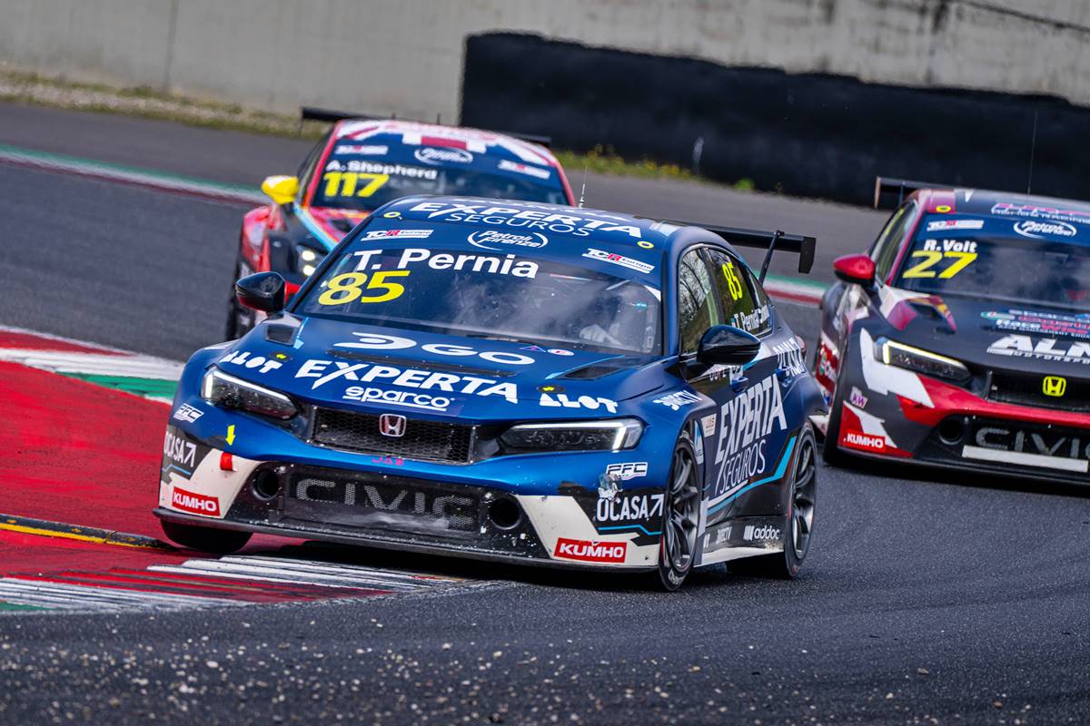 Automundo tweet media