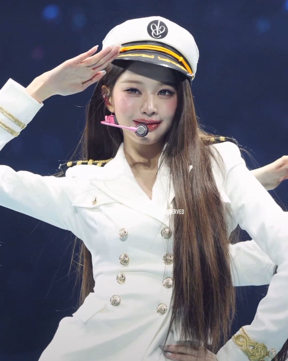 -IZONE 24/7 tweet media