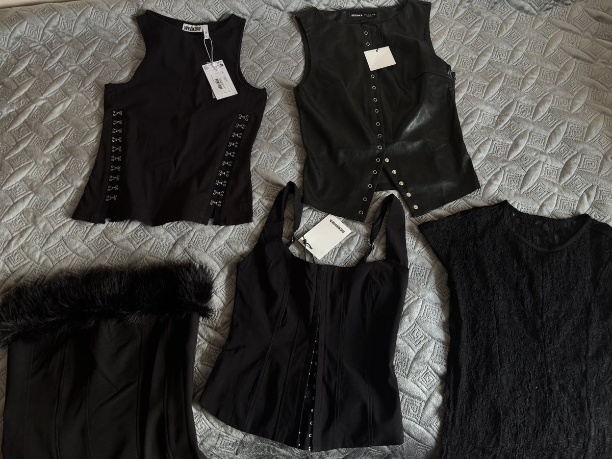 ˚༺ 𝐲𝐚𝐤𝐮𝐳𝐚 ☆༻*ੈ✩‧₊˚ tweet media