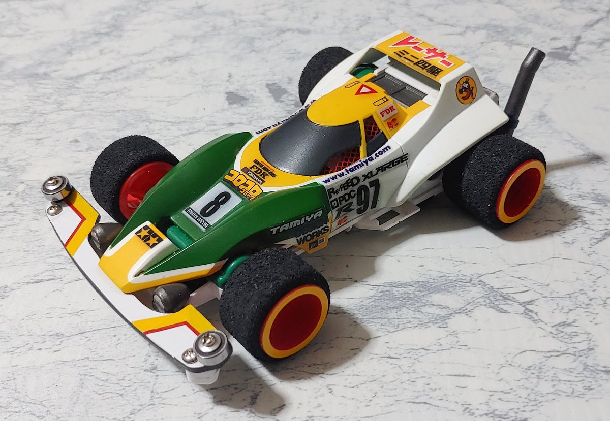 コチユキ tweet media