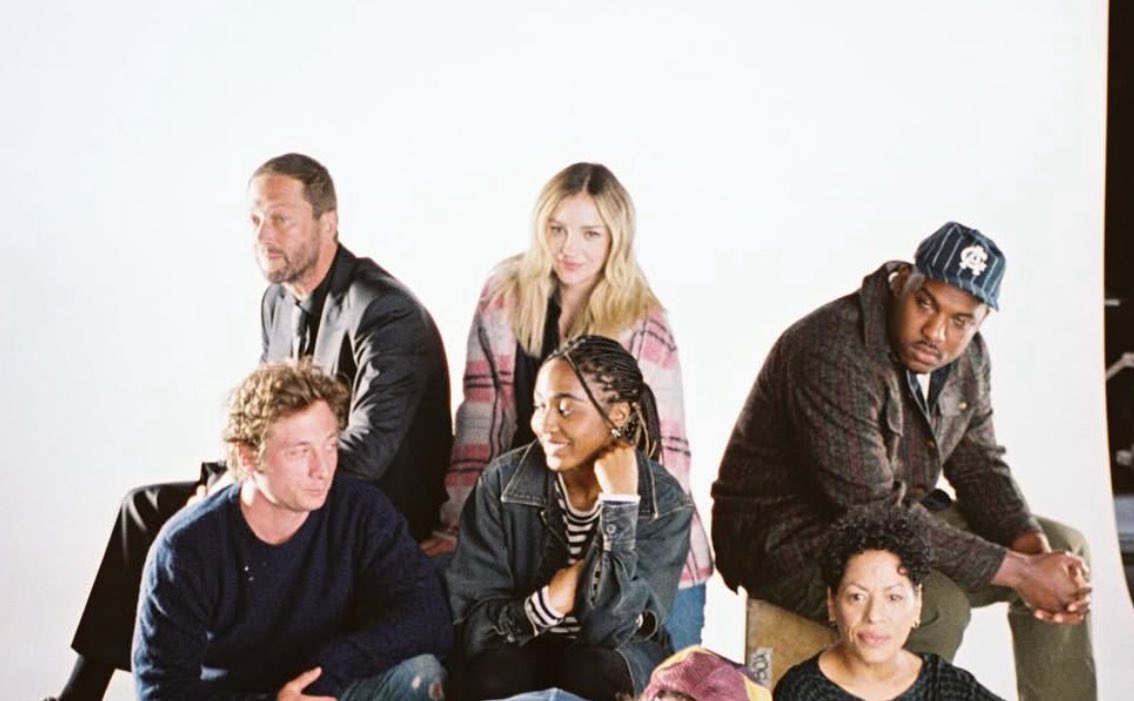 izzy 🫐 tweet media