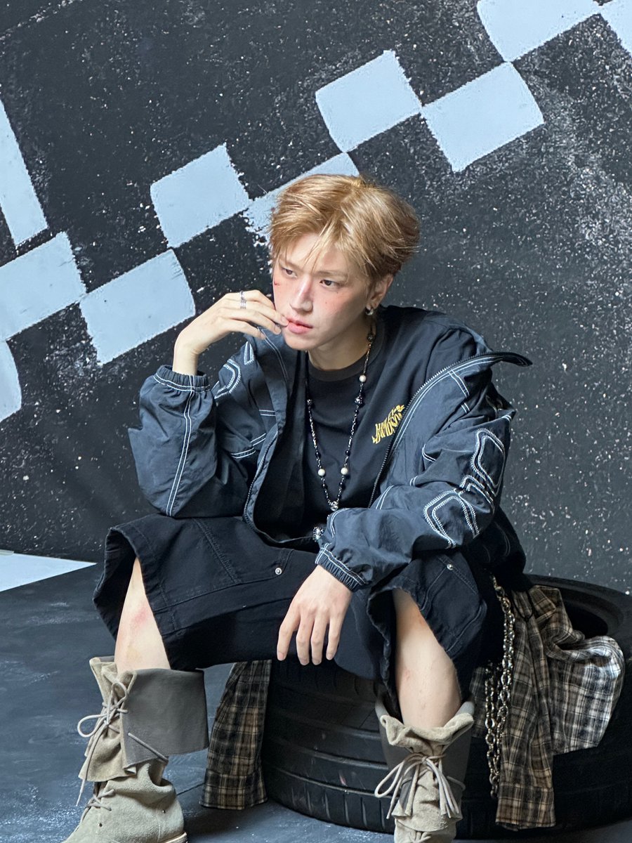 미떼 tweet media