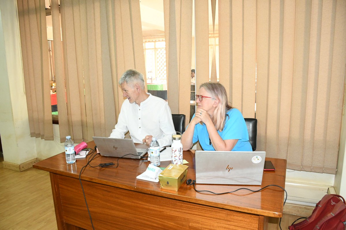 Makerere University Library tweet media