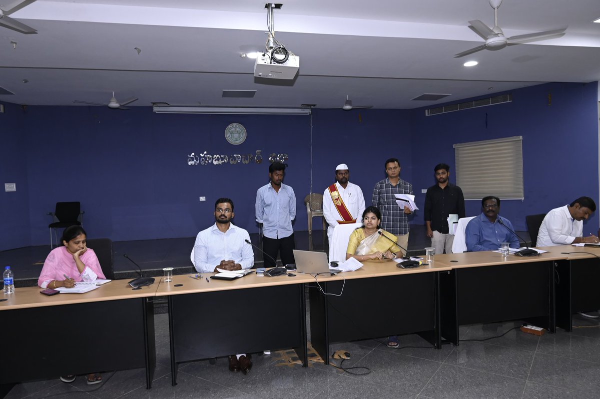 Collector Mahabubabad tweet media