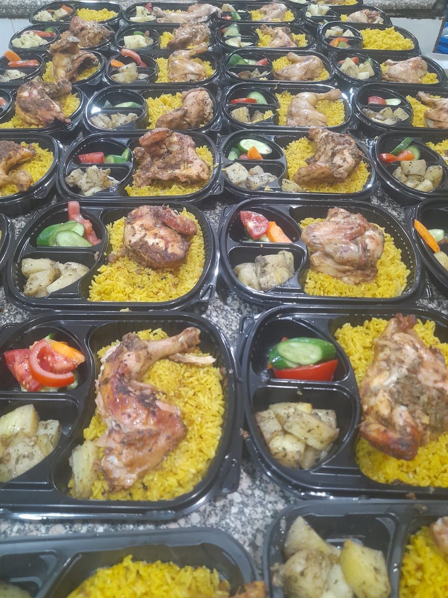 almusa3ada's tweet image. Day 27, of Ramadan 2026 

Alhamdulillah, we were able to disturb 60 meals 

May Allah reward you for your kindness and generosity. Aameen. 
#iftaar #Ramadan2026