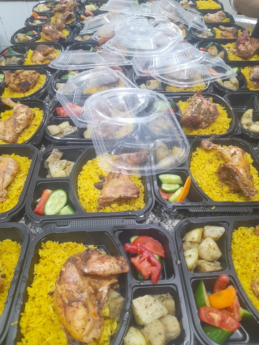 almusa3ada's tweet image. Day 27, of Ramadan 2026 

Alhamdulillah, we were able to disturb 60 meals 

May Allah reward you for your kindness and generosity. Aameen. 
#iftaar #Ramadan2026