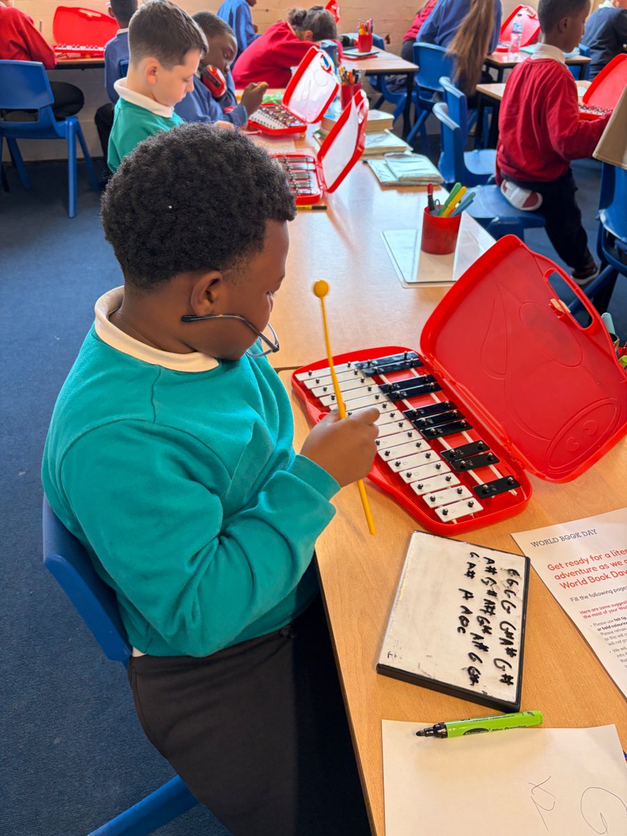 Larkhall Primary Campus tweet media